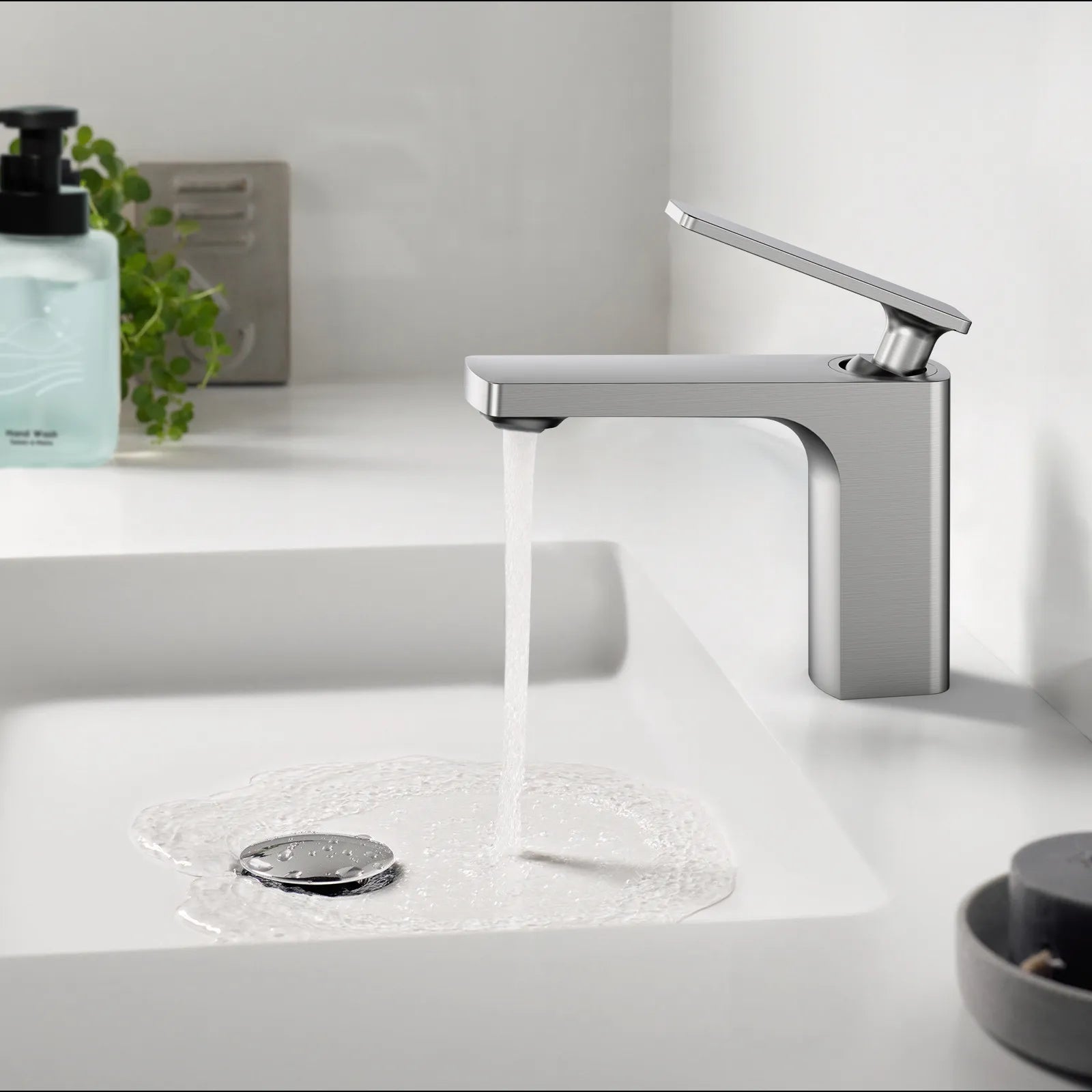Rihine Bathroom Vanity Basin Faucet – Solid Brass, 1.8 GPM, 35mm Ceramic Cartridge-AB000001