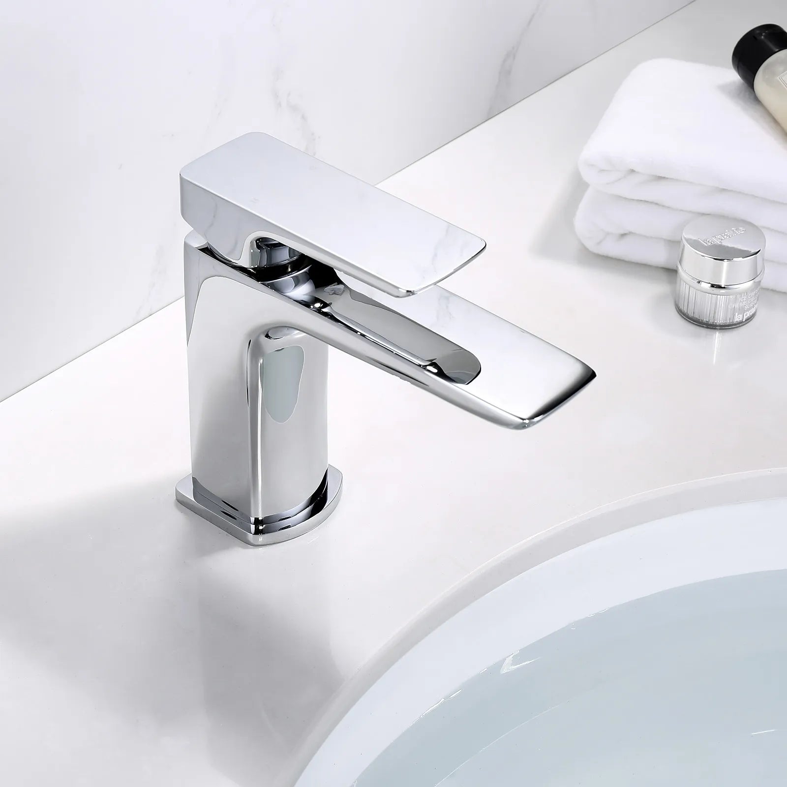 Single Lever Bathroom Vanity Basin Faucet – Smooth Water Flow Control – AB000007