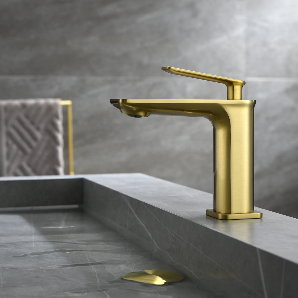 Single Handle Lead-Free Bathroom Basin Faucet – Coin Slot Aerator – AB000011