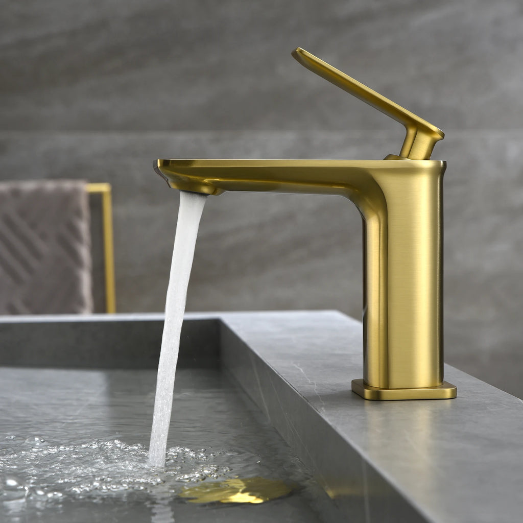 Single Handle Lead-Free Bathroom Basin Faucet – Coin Slot Aerator – AB000011