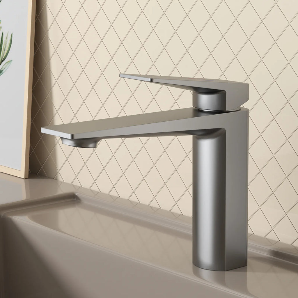 MAXTOR Single Hole Bathroom Vanity Basin Faucet with Neoperl Aerator & Supply Lines-AB000065