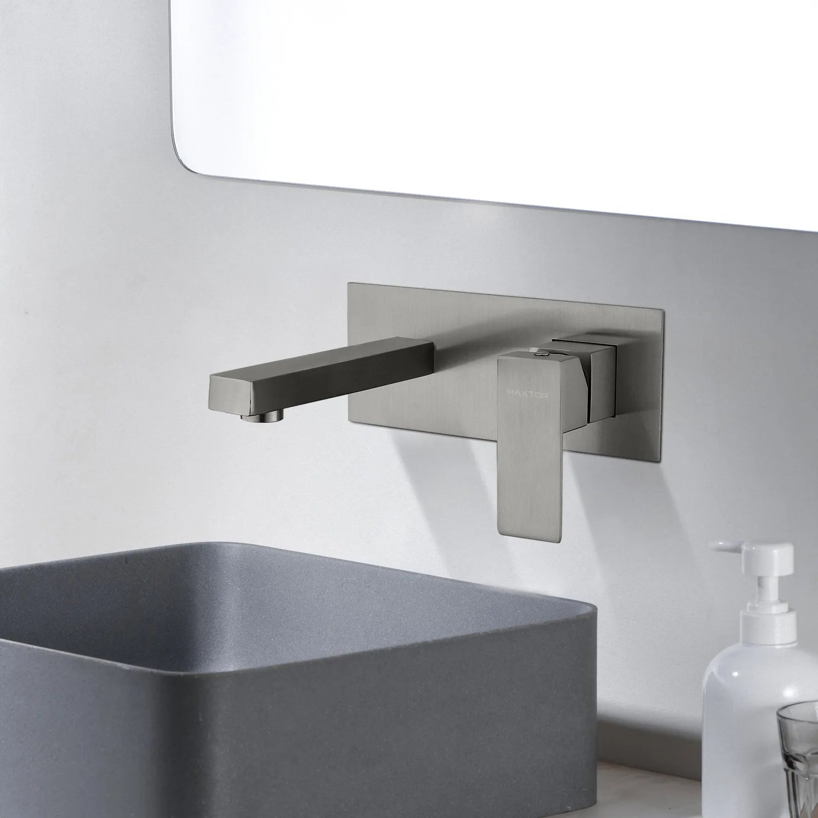 Square design wall mount basin faucet with box AB003000