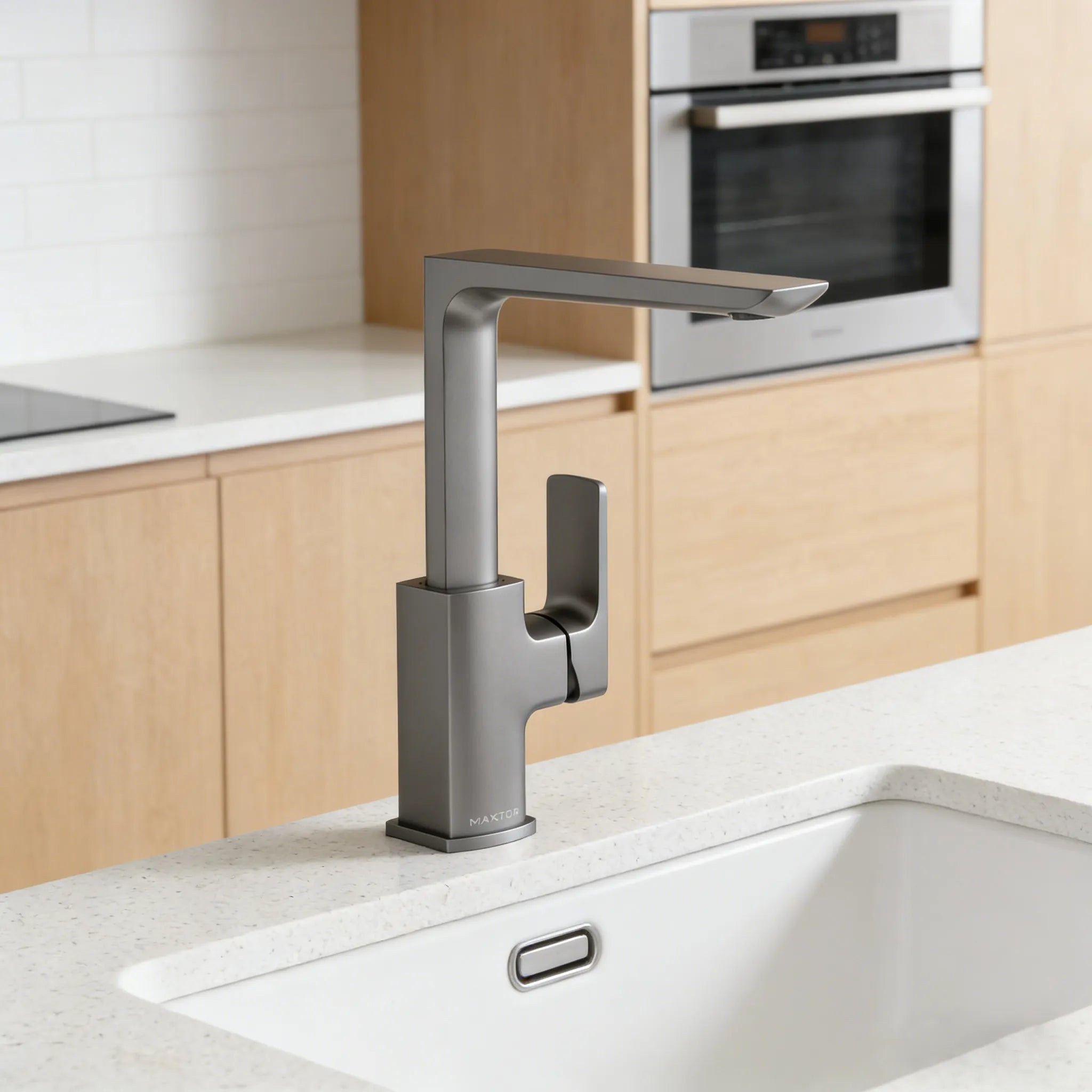 Modern Square Kitchen Faucet with Swivel Spout – Single Handle Mixer – KFB0007
