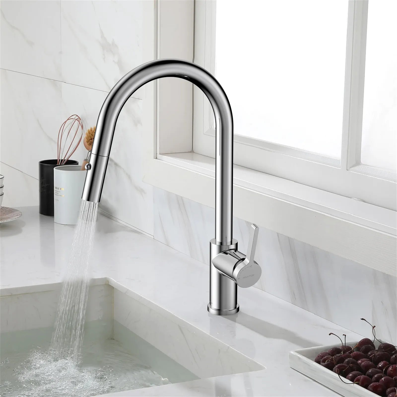 Chrome Pull-Down Kitchen Faucet – Dual-Function Brass Spray – KFB1051CH