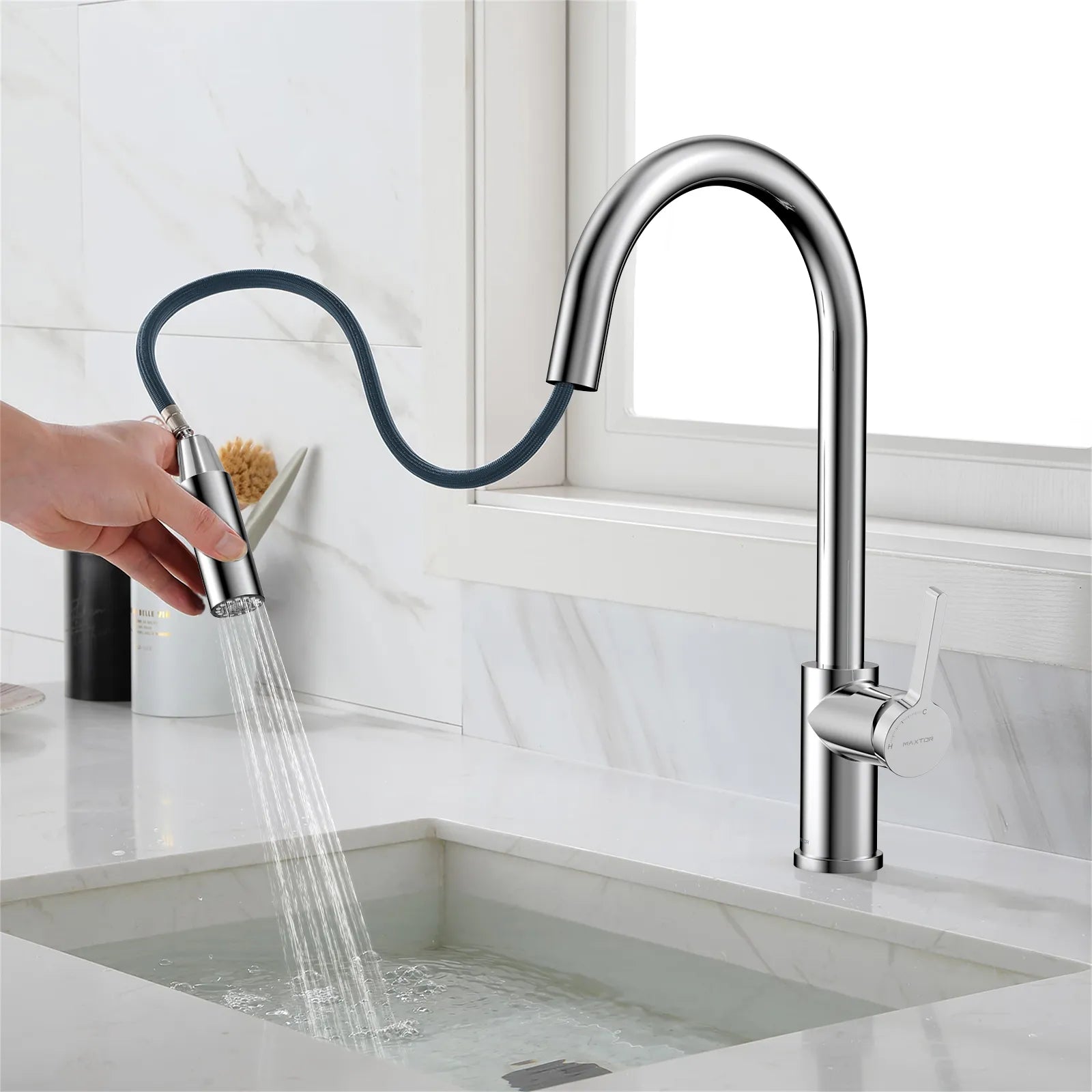 Chrome Pull-Down Kitchen Faucet – Dual-Function Brass Spray – KFB1051CH