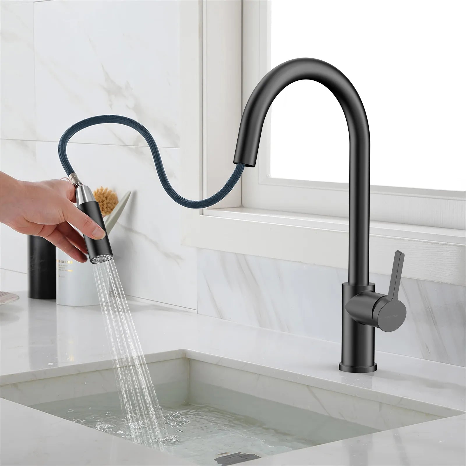 Chrome Pull-Down Kitchen Faucet – Dual-Function Brass Spray – KFB1051CH