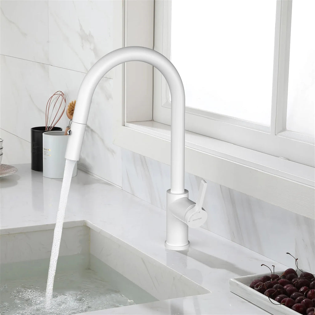 Chrome Pull-Down Kitchen Faucet – Dual-Function Brass Spray – KFB1051CH