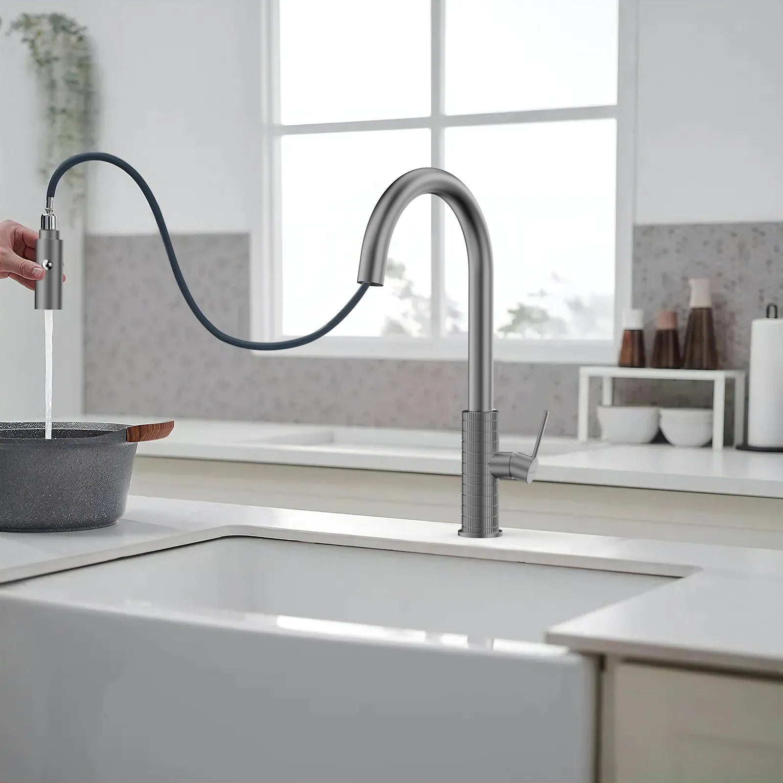Knurled Pull-Down Kitchen Faucet – Dual-Function Spray – KFB1058