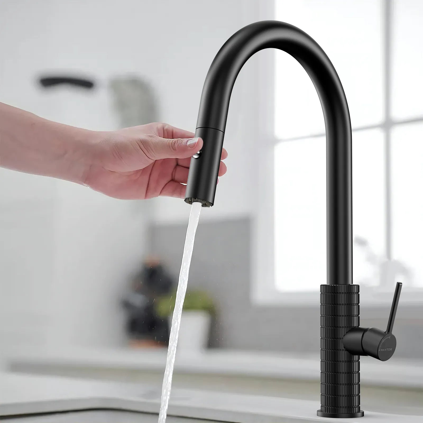 Knurled Pull-Down Kitchen Faucet – Dual-Function Spray – KFB1058