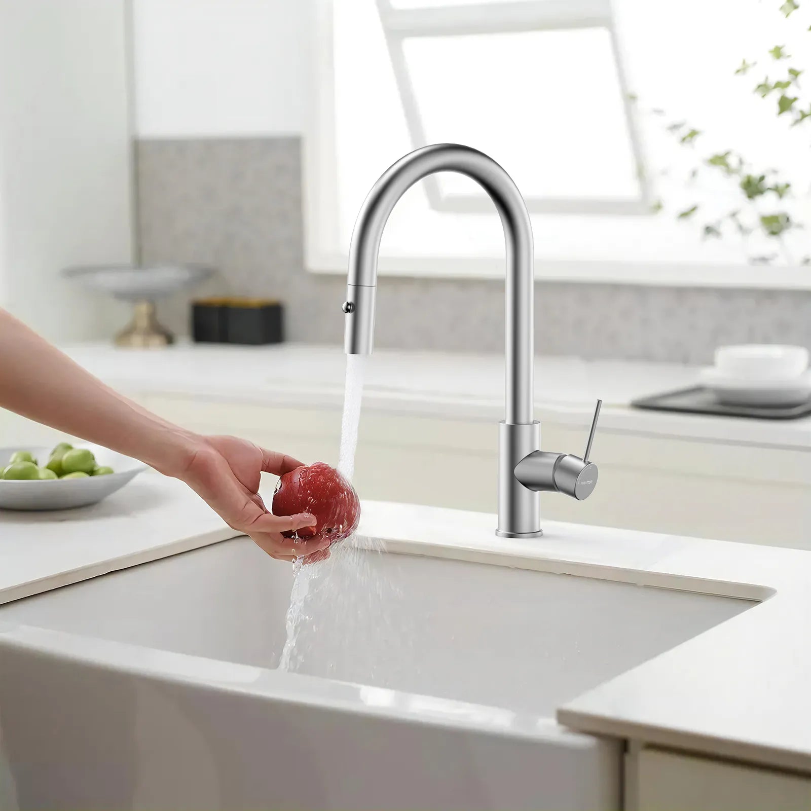 High-Arc Solid Brass Pull-Down Kitchen Faucet – Dual-Function Spray – KFB1059