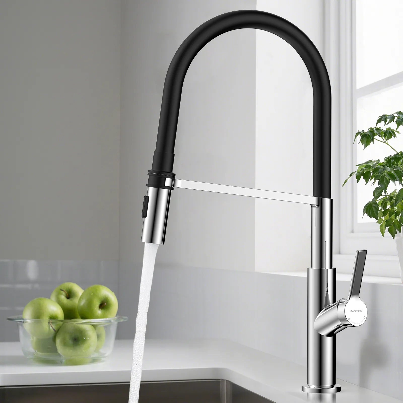 Flexible High-Arc Pull-Down Kitchen Faucet – 360° Swivel Spot-Free Finish – KF1075