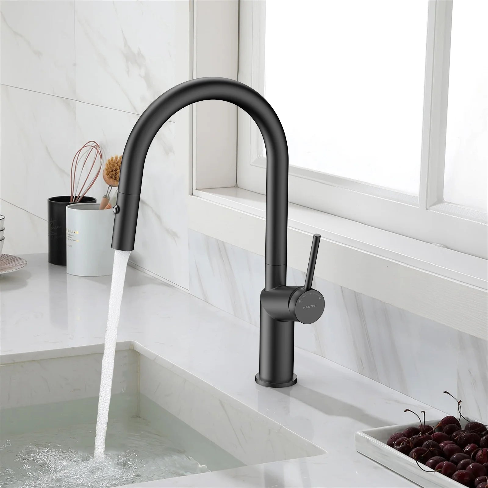 Minimalist High-Arc Pull-Down Kitchen Faucet – 360° Swivel Spot-Free Finish – KF1097