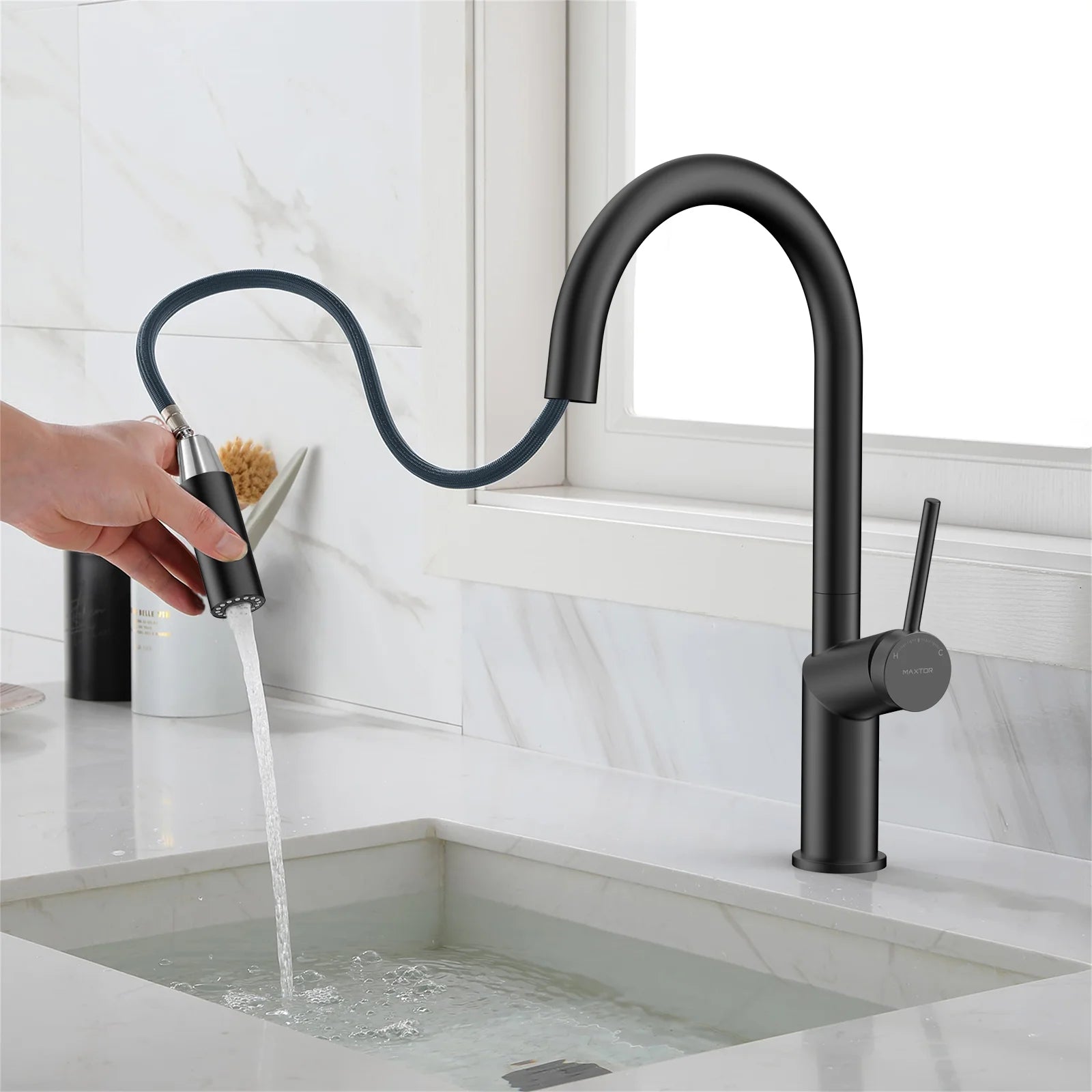 Minimalist High-Arc Pull-Down Kitchen Faucet – 360° Swivel Spot-Free Finish – KF1097