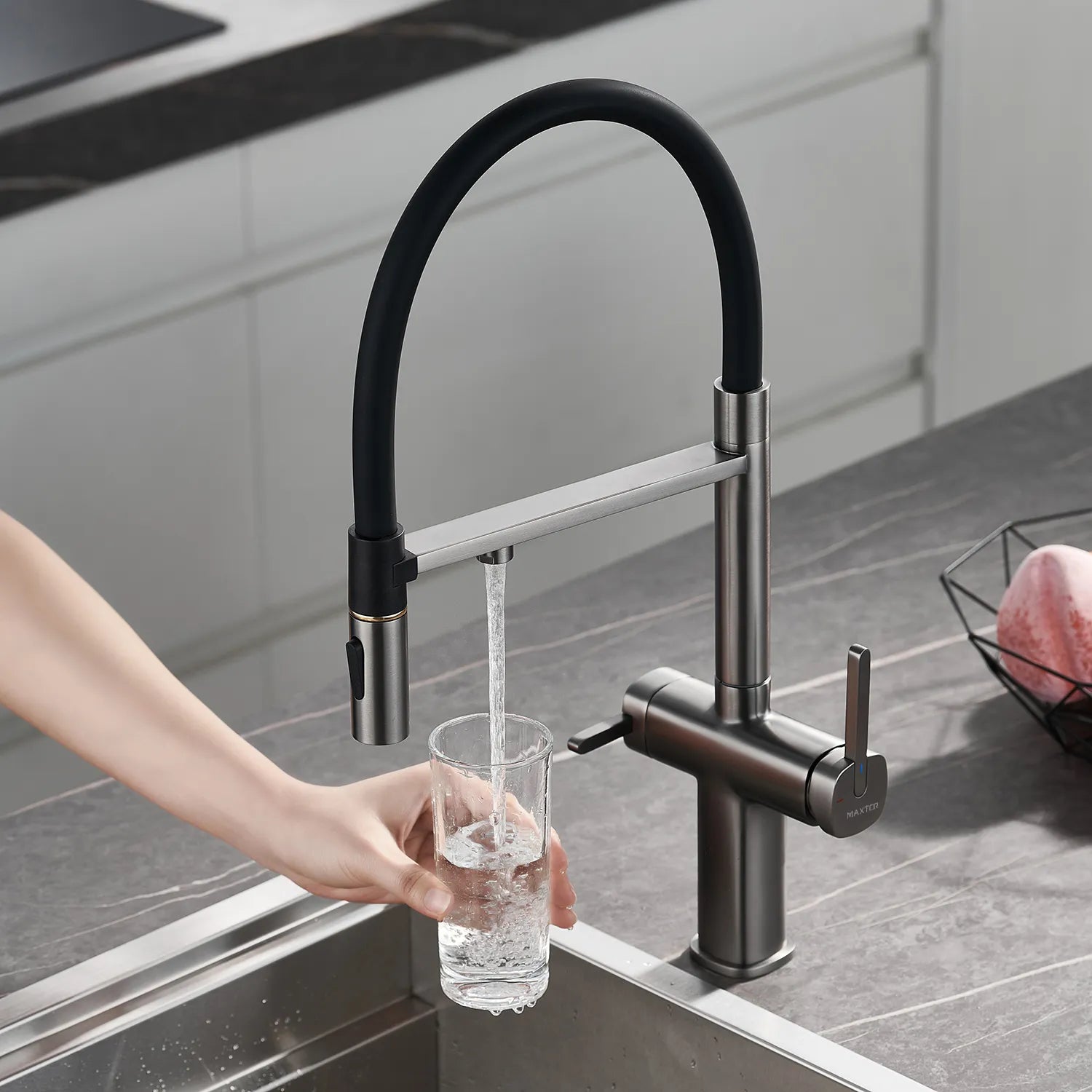Dual-Output Pull-Out Kitchen Faucet – Filtered Water Tap, 360° Swivel Spray Head – KFB1098