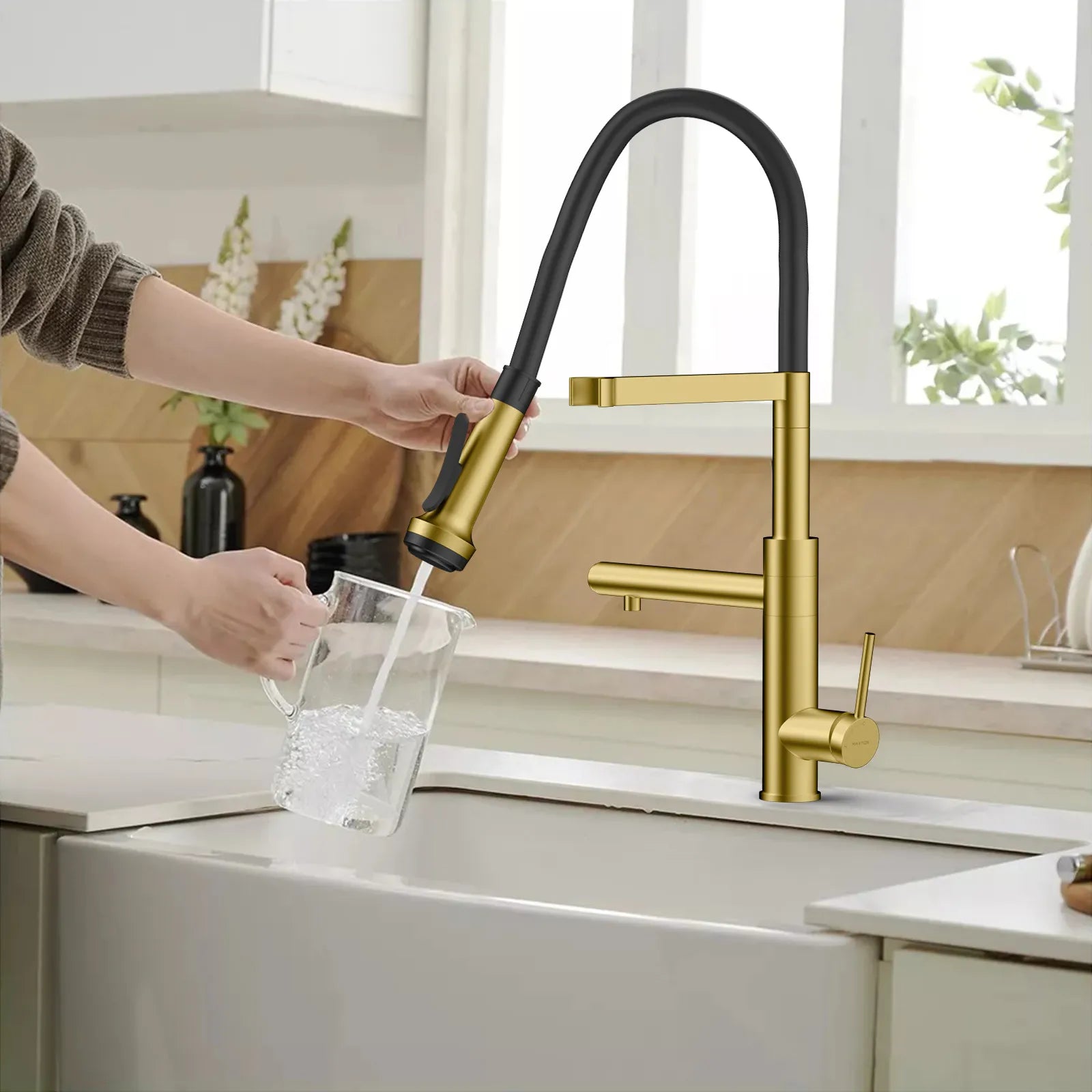 5-Function Solid Brass Pull-Out Kitchen Faucet with Filtered Water Tap – KFB1504