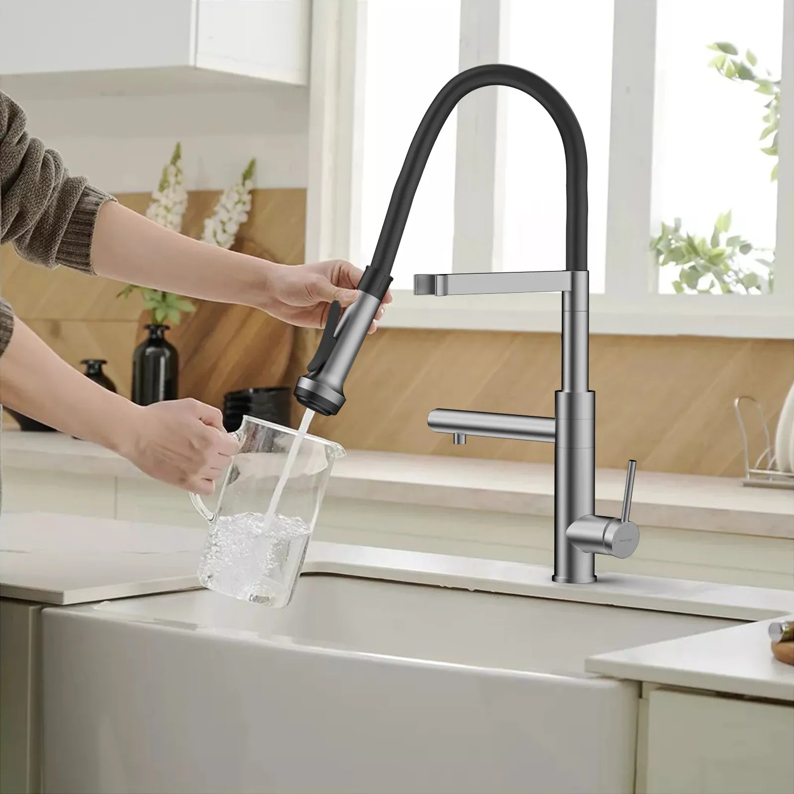 5-Function Solid Brass Pull-Out Kitchen Faucet with Filtered Water Tap – KFB1504