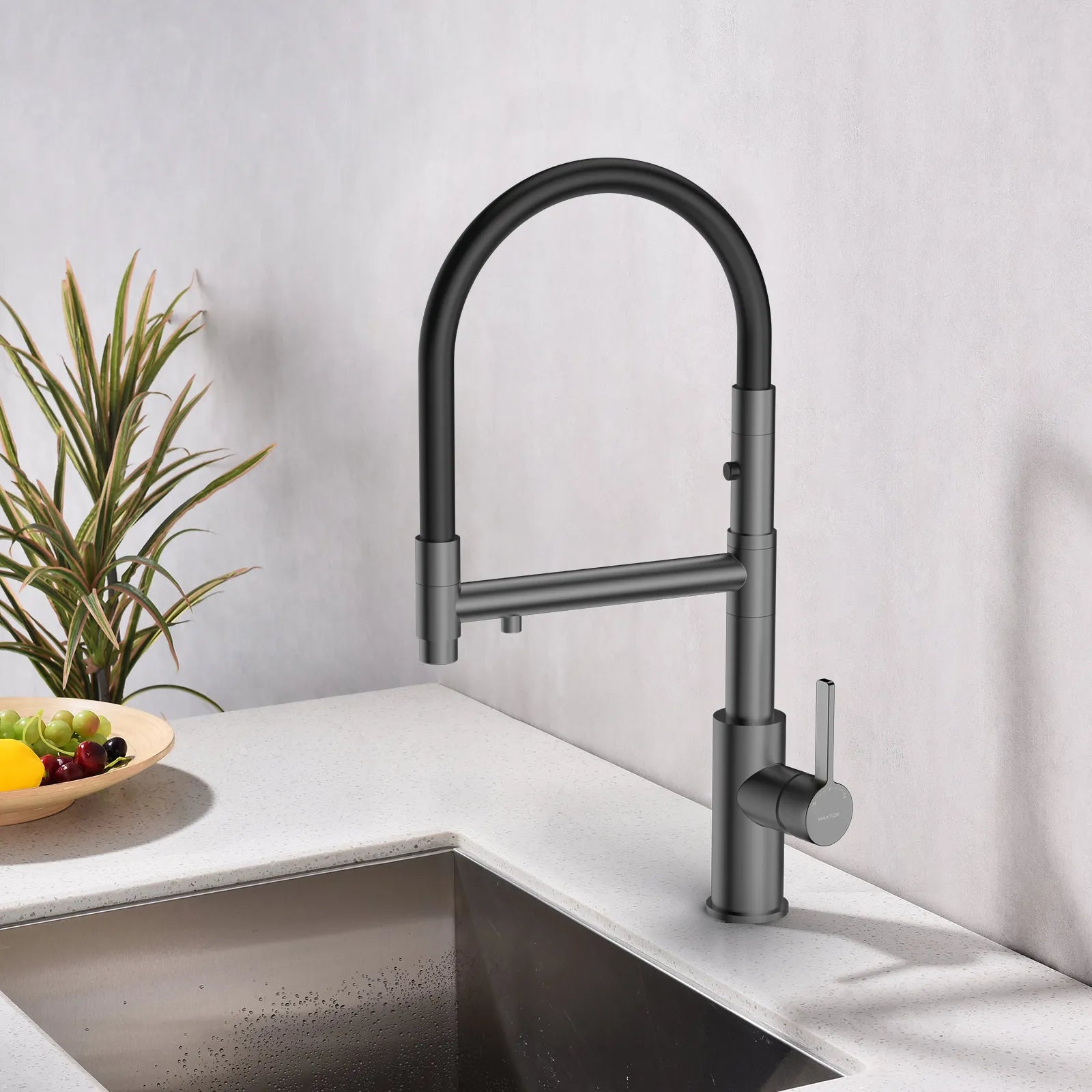 Semi-Pro Solid Brass Pull-Out Kitchen Faucet with Filtered Water Tap – 3-Function Sprayer – KFB1506