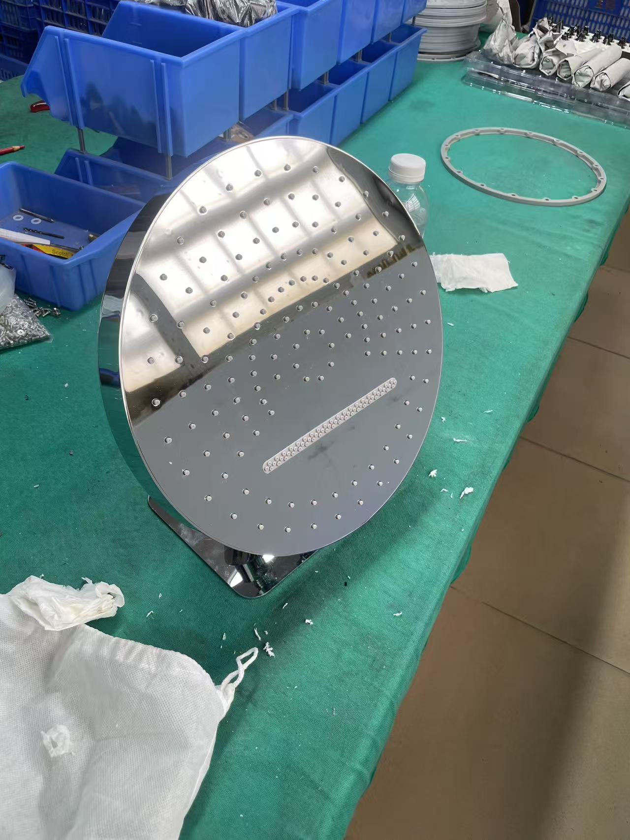 MAXTOR 2-Function Round Wall-Mounted Rain & Waterfall Shower Head-SHI0632